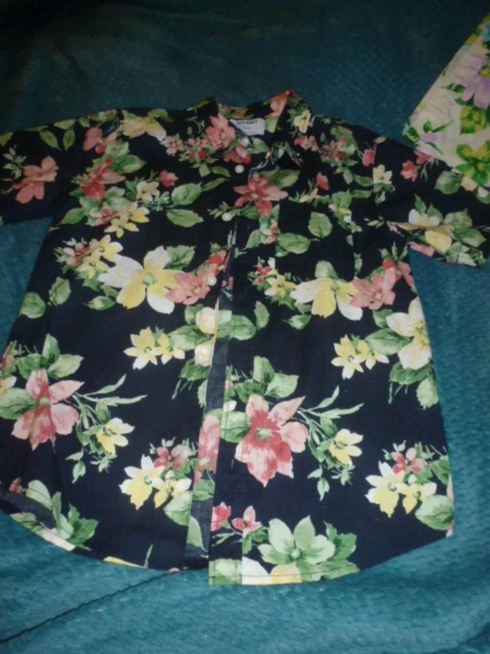 Bundle of 2 Boys Old Navy Tropical Floral Button-Down Short Sleeve Shirts + FREE